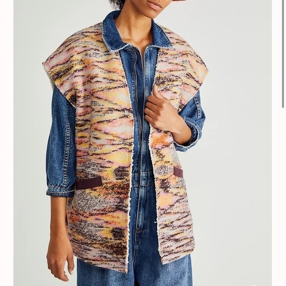 Free PEOPLE Layer Up Vest Wool and Sherpa Reversible Aztec Vest Sz XS Oversized - Picture 1 of 12